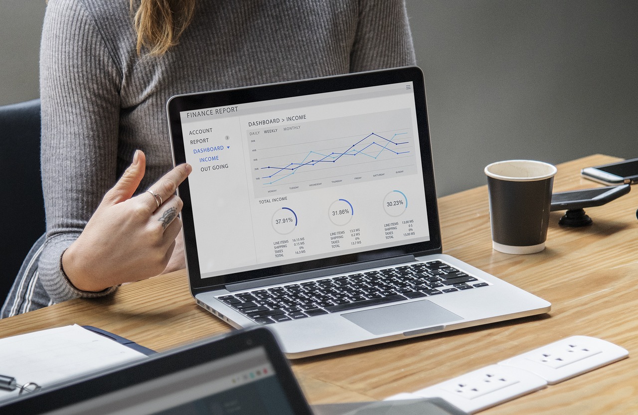 2024新澳免费资料大全penbao136,数据治理方案_桌式机型EK63.43.58